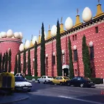 Apartamento Con Wifi Y Piscina En Blanes Frente A La Playa - Costa Brava