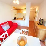 Apartamento Pals Beach-3