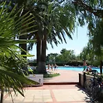 Appartement spacieux avec vue sur la chaîne des Pyrénées et Empuriabrava, LAN