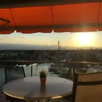 Vue Panoramique sur la Mediterrannée, appartement sur canal&proche plage