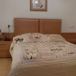 Bonito apartamento de 3 hab. con jardín