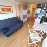 Estudio Seafront Miami 210