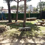 Apartamento Al Lado De La Playa Con Parking Y Jardin
