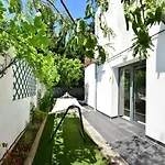 Apartamento Luminoso En El Centro De Cadaques