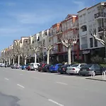 Apartamento renovado, luminoso, a 300m de la playa