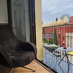 Apartamentos enfrente del Museo Dalí