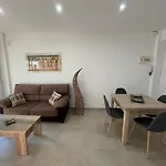 Piso a 150 mts de la playa con espectacular terraza y WIFI