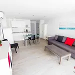 Roses Apartments Estudio 2 vista mar lateral