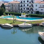 PORT SOTAVENT 2C - Apartamento en la Marina de Empuriabrava - piscina comunitaria, - parking - vistas al canal - cerca centro y playa