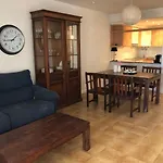 Playa De Roses - Apartamento En La Playa De Roses Y Cerca Del Centro