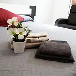Apartamento Con Piscina De Temporada A 50M Del Mar