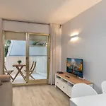 Lets Holidays Pool Apartment Near Beach 5