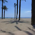 Studio Pour 4 Personnes A 2 Pas De La Plage