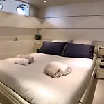 Home Sweet Boat - Chambres D\'Hotes