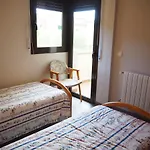 Casa l\'Escala, piscina comuntària i jardí privat