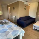 Apartamento en Canyelles playa con vistas al mar
