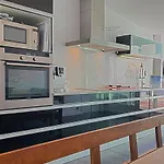 Luxe Penthouse Centrum L\'Escala 300M Strand-8Pax Wifi 2Parking