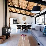 Velo Vern 3 Luxury Penthouse W Views Of City Wall