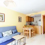 PUIG ROM 115 1º-Apartamento centro Roses