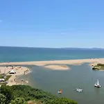 91-Dos habitaciones con vistas a la Bahía de Roses