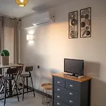 Catalunya Apartament Per 4 Persones En Edifici Del Passeig Maritim Amb Vistes Sobre La Vall D\'Aro