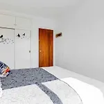 Rentalsbcn Apartamentos Mediterraneo