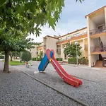 Penthouse Ducat De Lescala Hutg