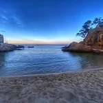 Joya oculta costa brava acceso directo playa wifiterraza Petfriendly