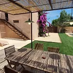 Can Camades - Casa amb jardí i piscina a L\'Empordà