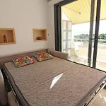 Basic Comfort Apartamento Muga Park 0116