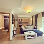 Apartamento Con Piscina Lloret de Mar