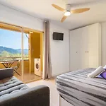 Hauzify I Apartament Casals