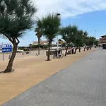 Apartamento En La Playa. Free Parking. Free Wifi