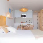 Banana Beach Boutique Studio