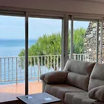 Luminoso Apartamento Frente Al Mar Con Piscina