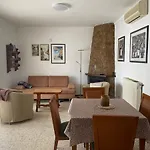 Villa Welcs -046- Con Piscina