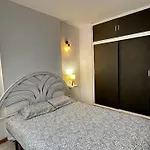 Apartamento De Playa En Santa Margarita. Roses