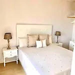 Precioso Estudio A 300M De La Playa