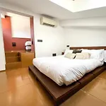 Loft Cort Reial Atico In The Heart Of The Old Town