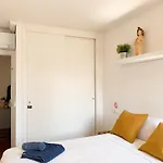 Habitacion Centrica Con Aire Acondicionado Bano Privado Nevera