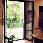 The Riverside Lodge Cozy And Spacious Apartment