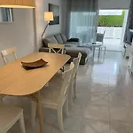 Amplio Apartamento Con Acceso Directo A Piscina