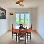 Apartamento Familiar En Llanca Cerca De La Playa De Grifeu, 2 Habitaciones Y Parking - Es-170-76