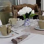 Apartamento En Primera Linea De Mar En Platja D\'Aro, Tranquilo Y Soleado, Con Terraza Y Parking - Es-209-23