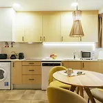 Bravissimo Mercadal 3, One-Bedroom Plus Sofa Bed