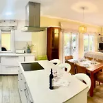 Seahomes Vacations - Nautic Maritime Apt