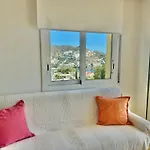 Marina 8