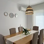 Preciosa casa con piscina de agua salada y aire acondicionado