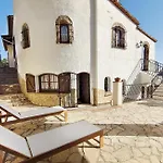 Casa con fantásticas vistas y jardín