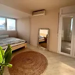 3Apartamento De Tres Habitaciones